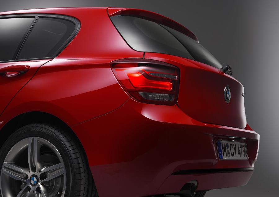  BMW 118i Sport Line 2011 года  (фото 140 из 185)